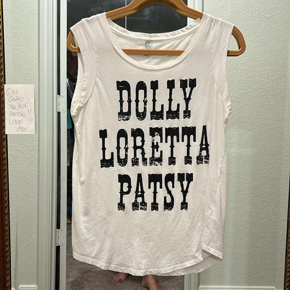 Women’s top! Country Legends!